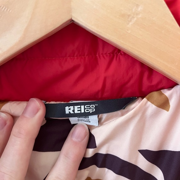 REI Co-op Groundbreaker Insulated Puff Coat Jacket in red - Picture 3 of 12